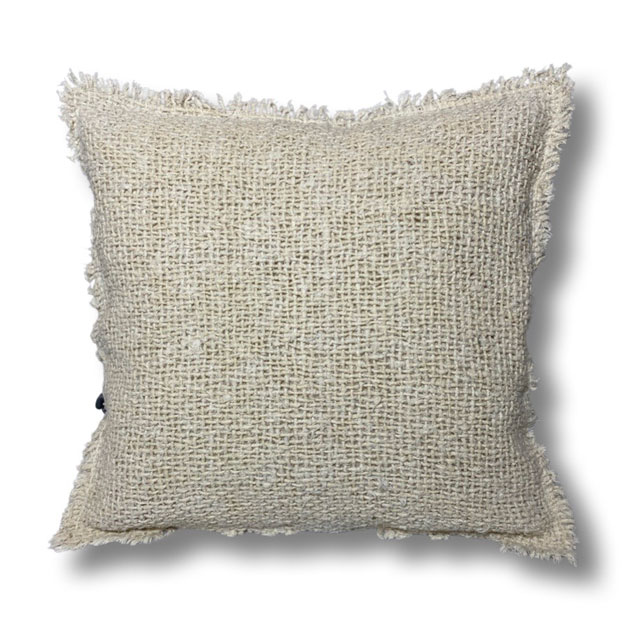 CUSHION COVER FRAYE NATURAL in the group Textiles / Cushion Covers / Plain cushion covers at Miljögården (677750)