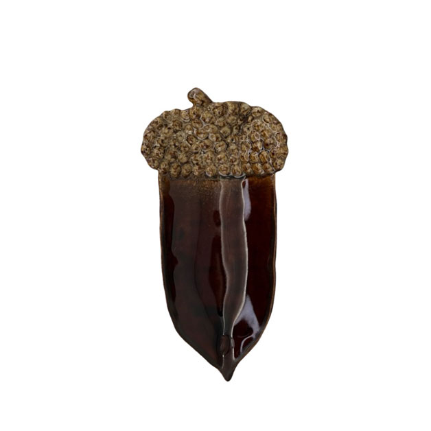 PLATE ACORN BROWN S i gruppen Säsong / JUL / Juldekoration hos Miljögården (068636-S)