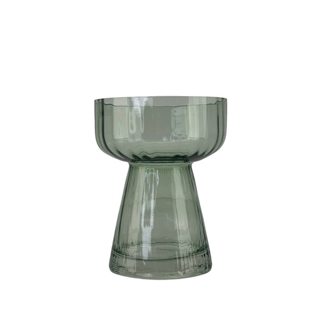 GLASS VASE AMI MINT S i gruppen Krukor & Vaser / VASER & KANNOR hos Miljögården (149560-S)