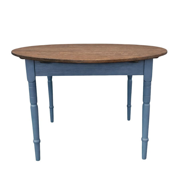 ROUND TABLE KRISTINA LIN VALNÖT/BERGBLÅ in der Gruppe Möbel / MÖBELSERIEN / Leinöl bei Miljögården (412480)