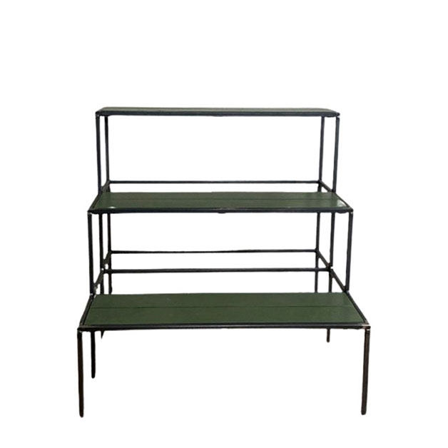 FLOWER STAND OUTY STAIRS ÖVEDSGRÖN LIN i gruppen Möbler / MÖBELSERIER / Linoljabehandlat hos Miljögården (451562)