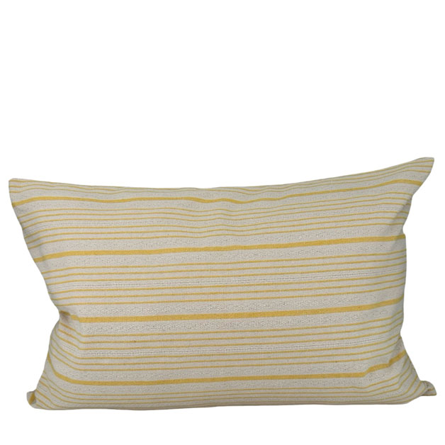 CUSHION COVER STRIA YELLOW LONG i gruppen Textilier / KUDDFODRAL / Mönstrade fodral hos Miljögården (689810-1)