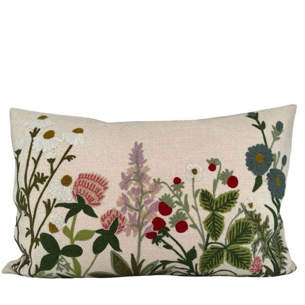 CUSHION COVER FRAGARIA i gruppen Textilier / KUDDFODRAL / Broderade kuddfodral hos Miljögården (724088)