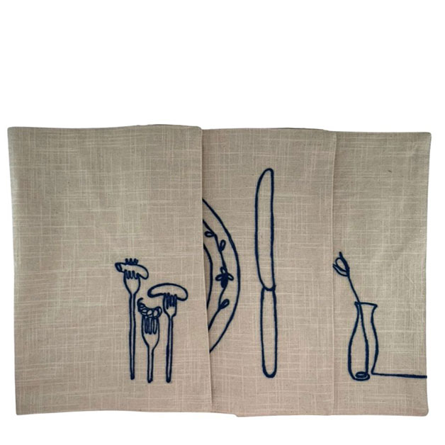 PLACEMAT OUTLINE BLUE 3 ass i gruppen Textilier / KÖKSTEXTILIER hos Miljögården (726080)