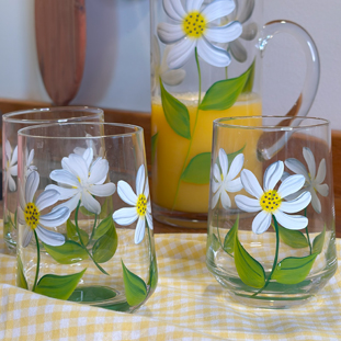 HANDPAINTED GLASS BLOOMY WHITE