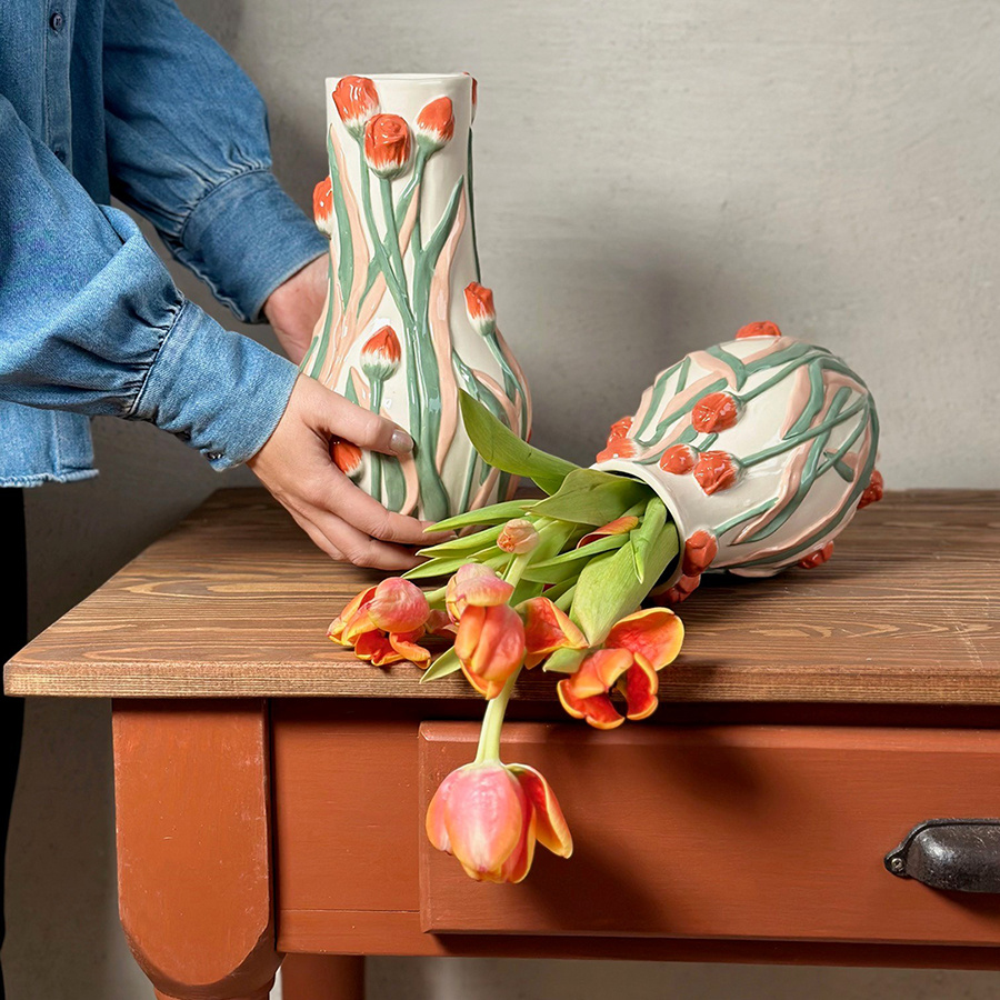 BOTANICA HANDPAINTED RED TULIP WILD URN MEDIUM