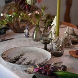 DINNER PLATE HOLLY TREE DINNER PLATE HOLLY TREE