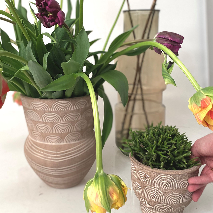 RECYCLED GLASS VASE NARROW SAND