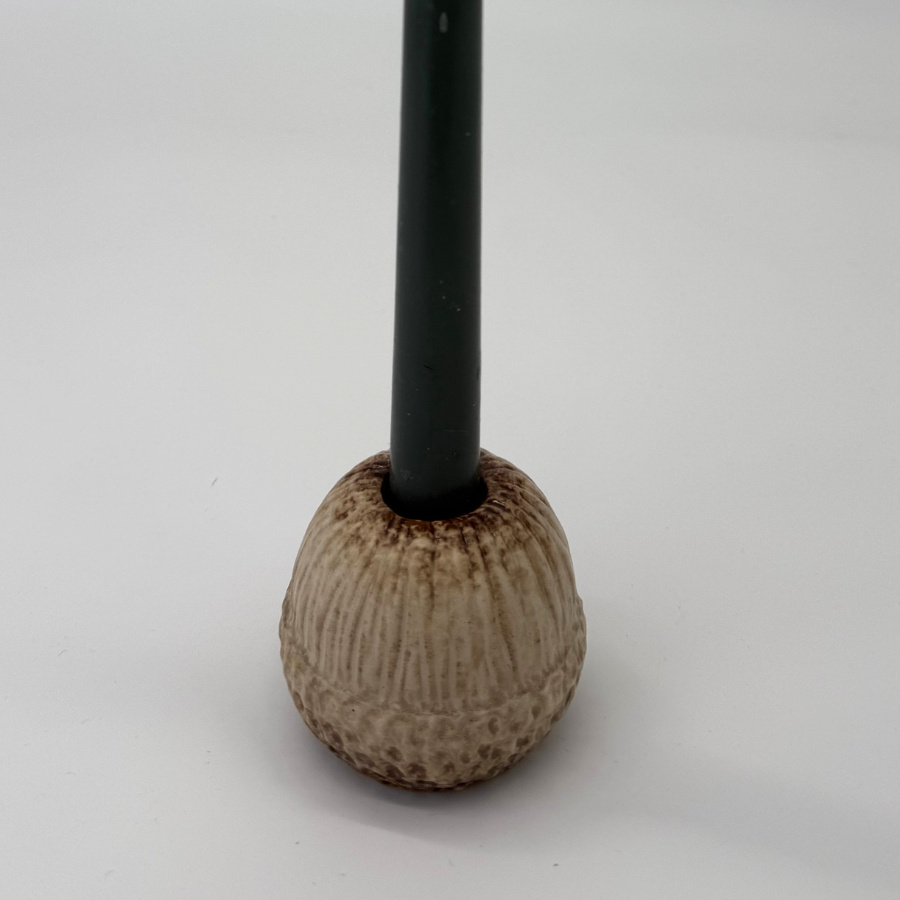 CANDLE HOLDER ACORN BEIGE