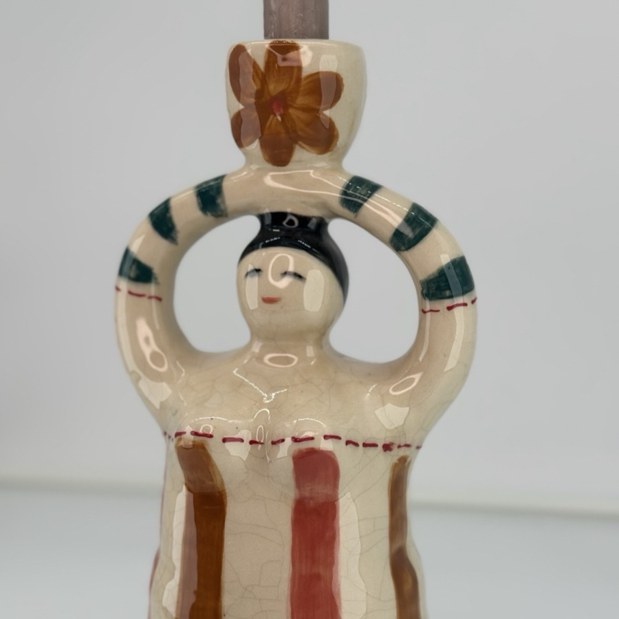 CANDLE HOLDER LADY