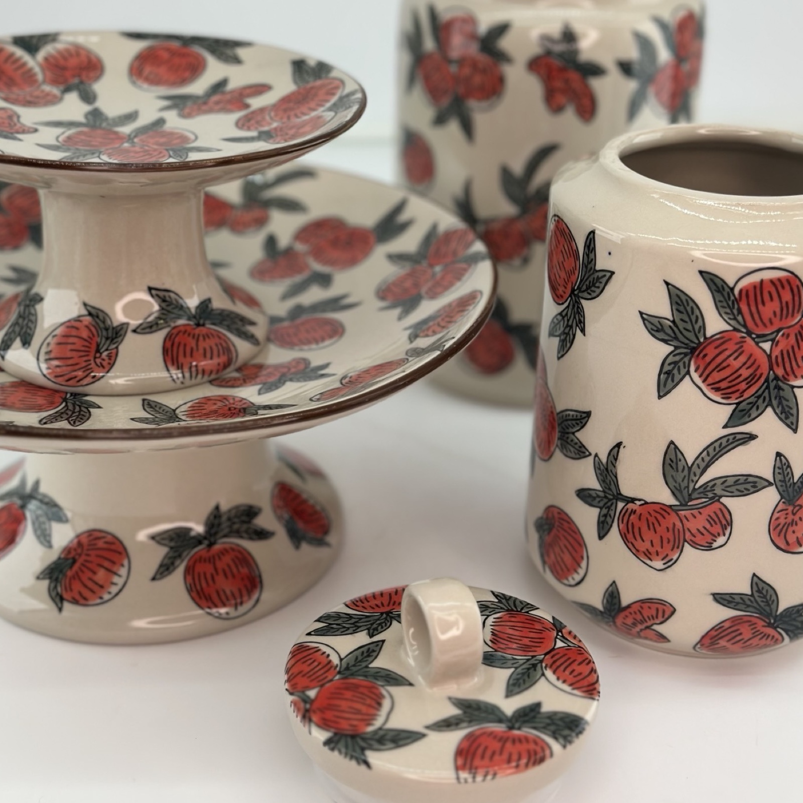 CAKE PLATE POMEGRANATE L