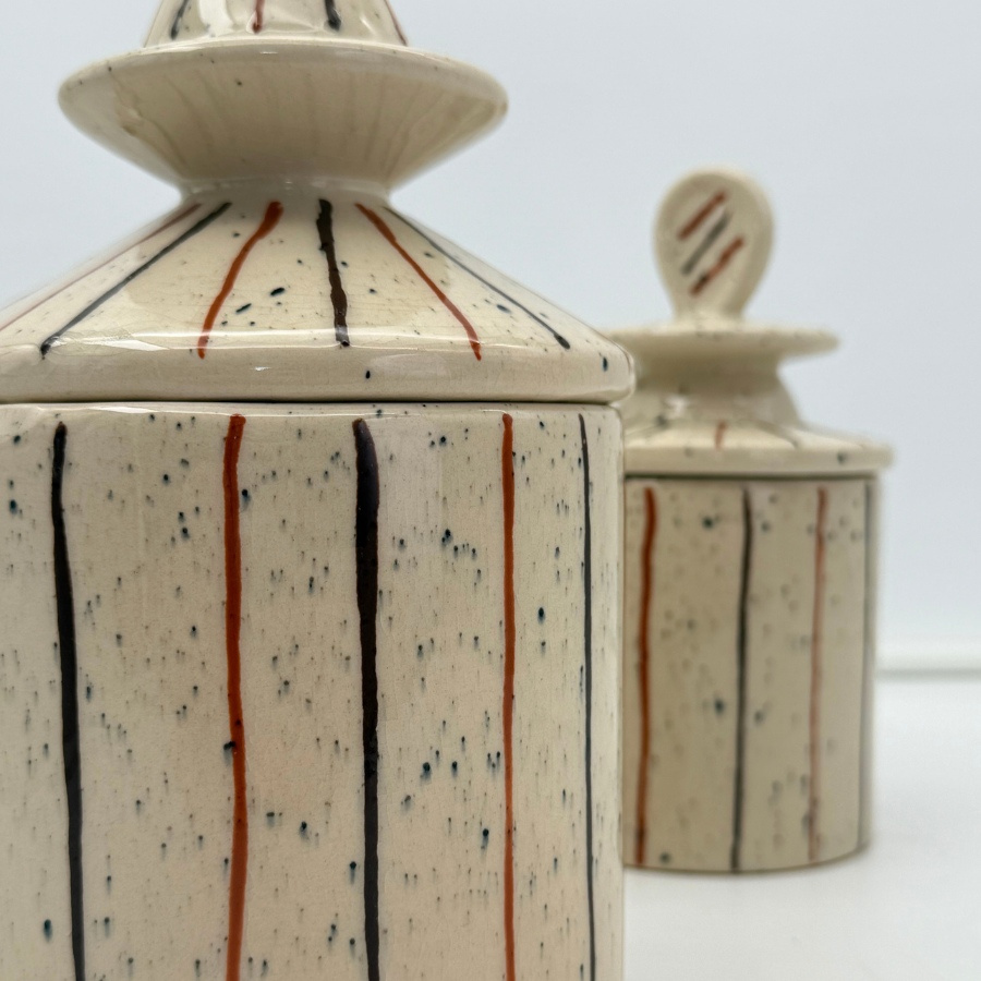 JAR STRIPE TILTED LID