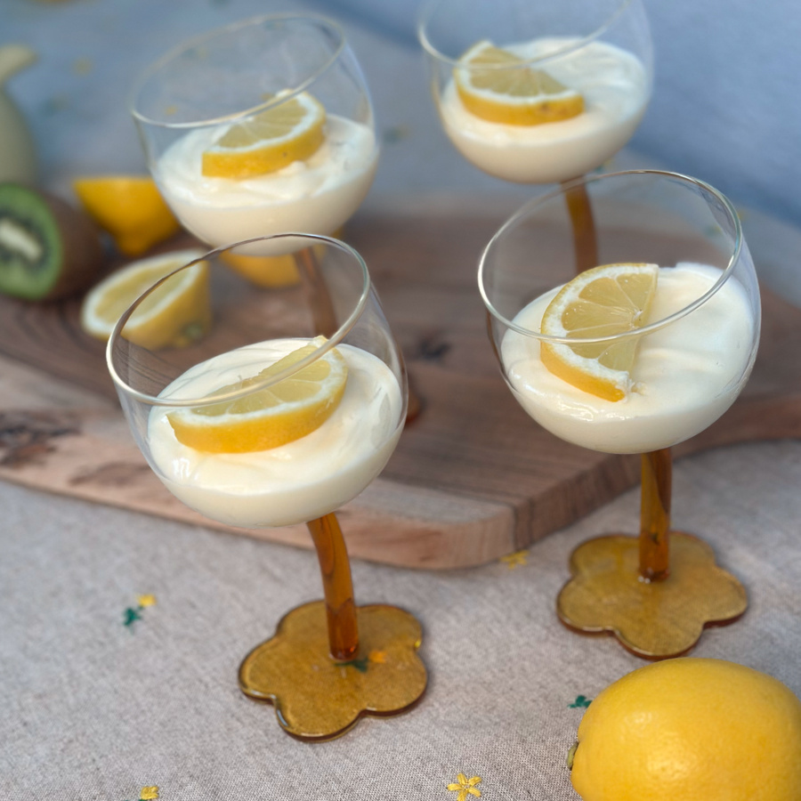 WINE GLASS FLORETTE TILTED YELLOW