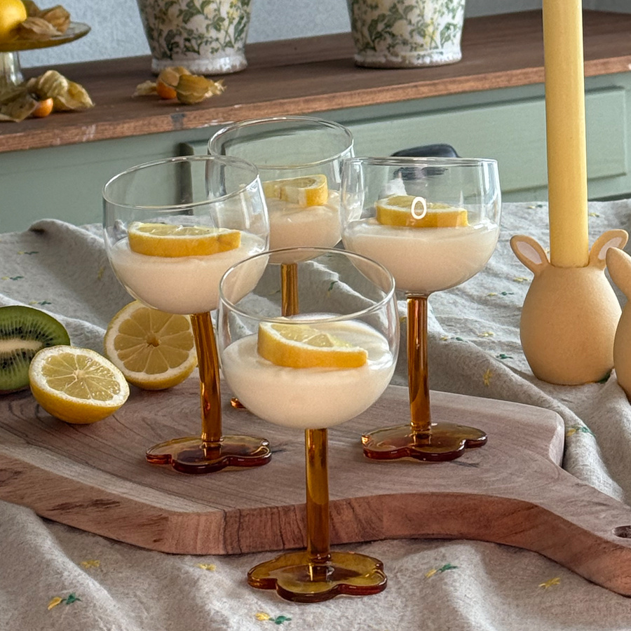 WINE GLASS FLORETTE TILTED YELLOW