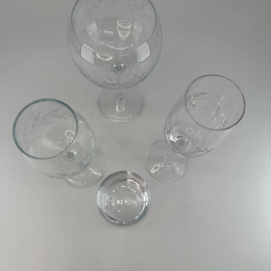 LORRAINE WATER GLASS