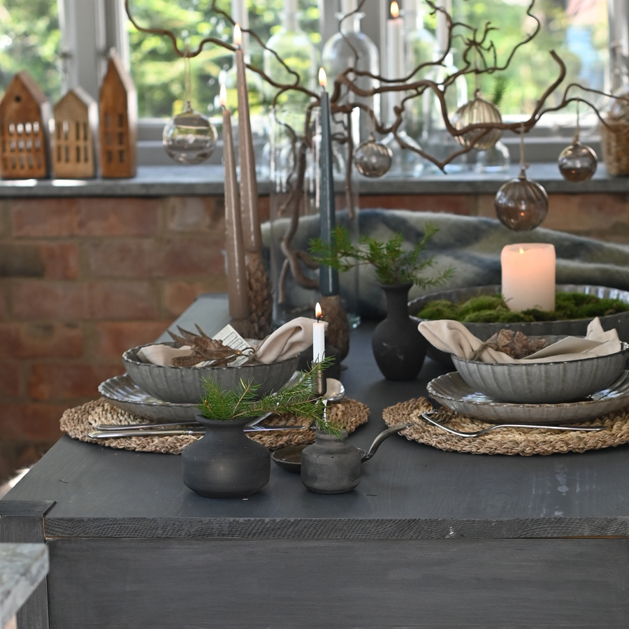 TERRACOTTA BLACK MINI VASE OPS