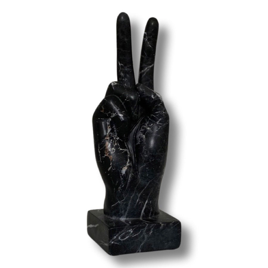 STATUE PEACE