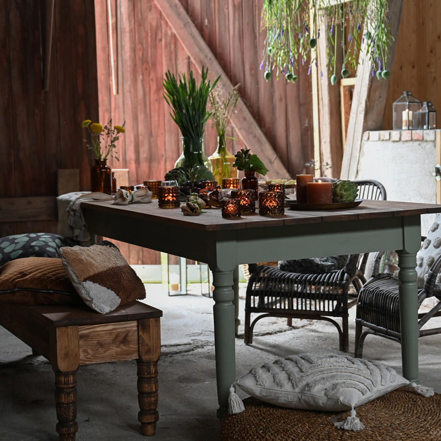 TABLE KRISTINA LIN VALNÖT/ANTIKGRÖN