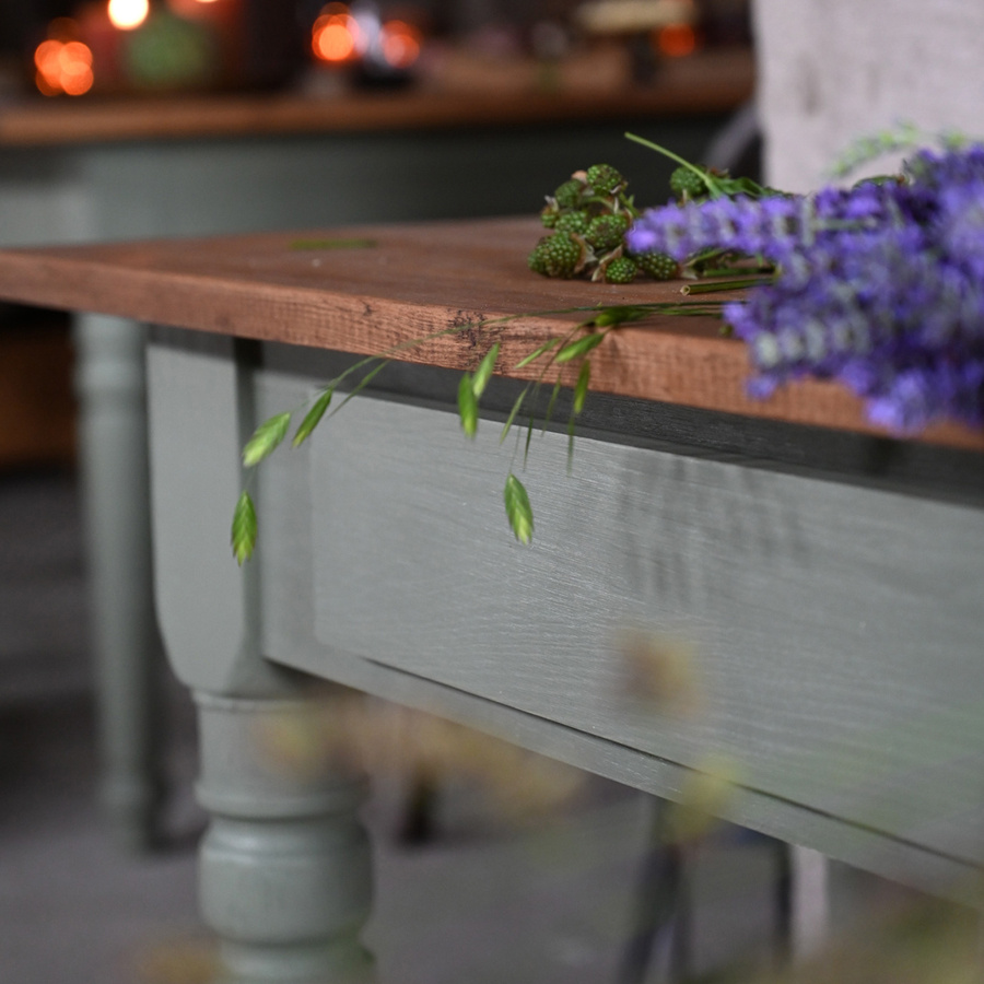 SIDE TABLE KRISTINA LIN VALNÖT/ANTIKGRÖN