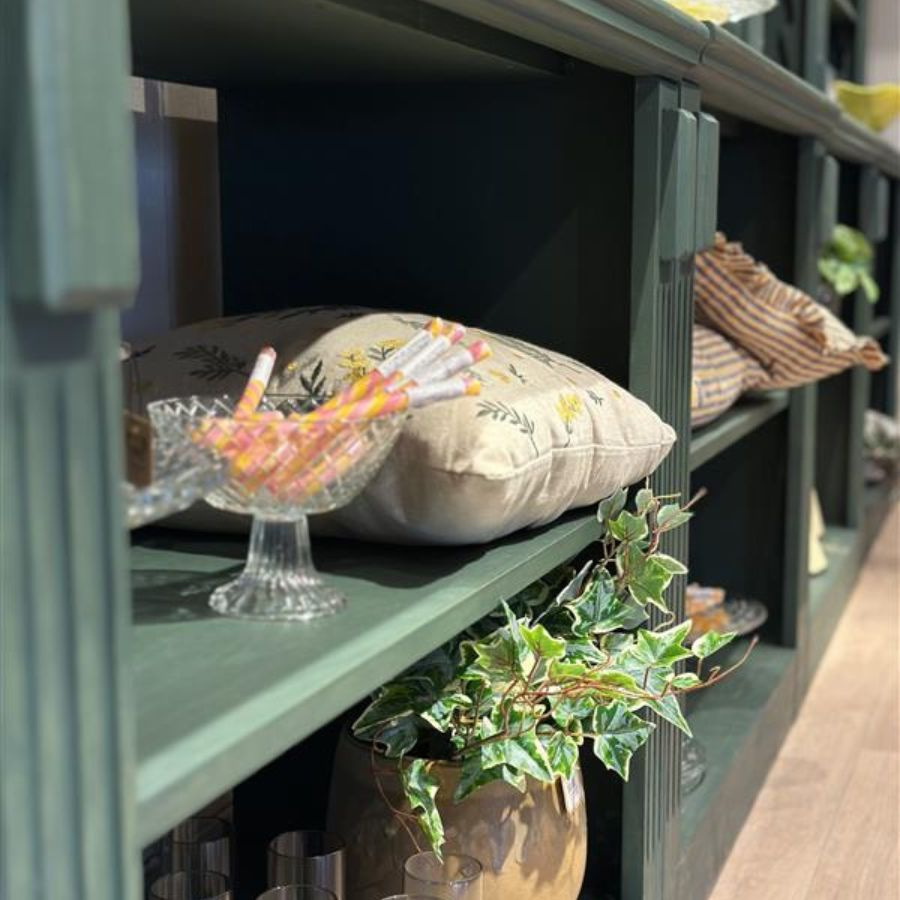 STORAGE LA MAISON C. LARSSON