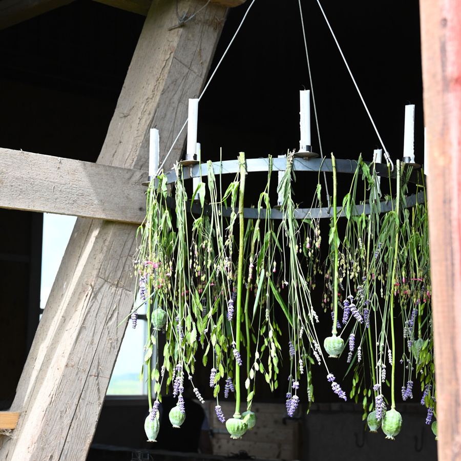 CHANDELIER CLASSIC FORGED