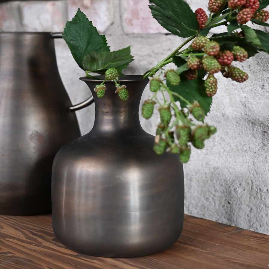 METAL VASE ANCIENT SMALL