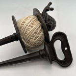 TWINE HOLDER AND STAKE GARDY TWINE HOLDER AND STAKE GARDY