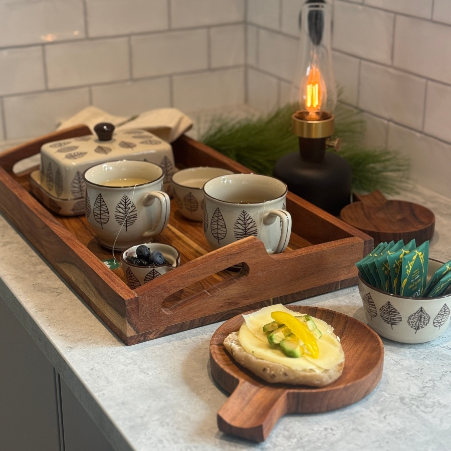 WOODY SERVING TRAY