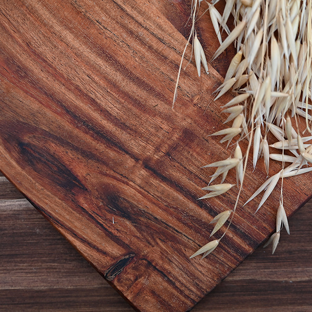 WOODY CHOPPING BOARD MEDIUM
