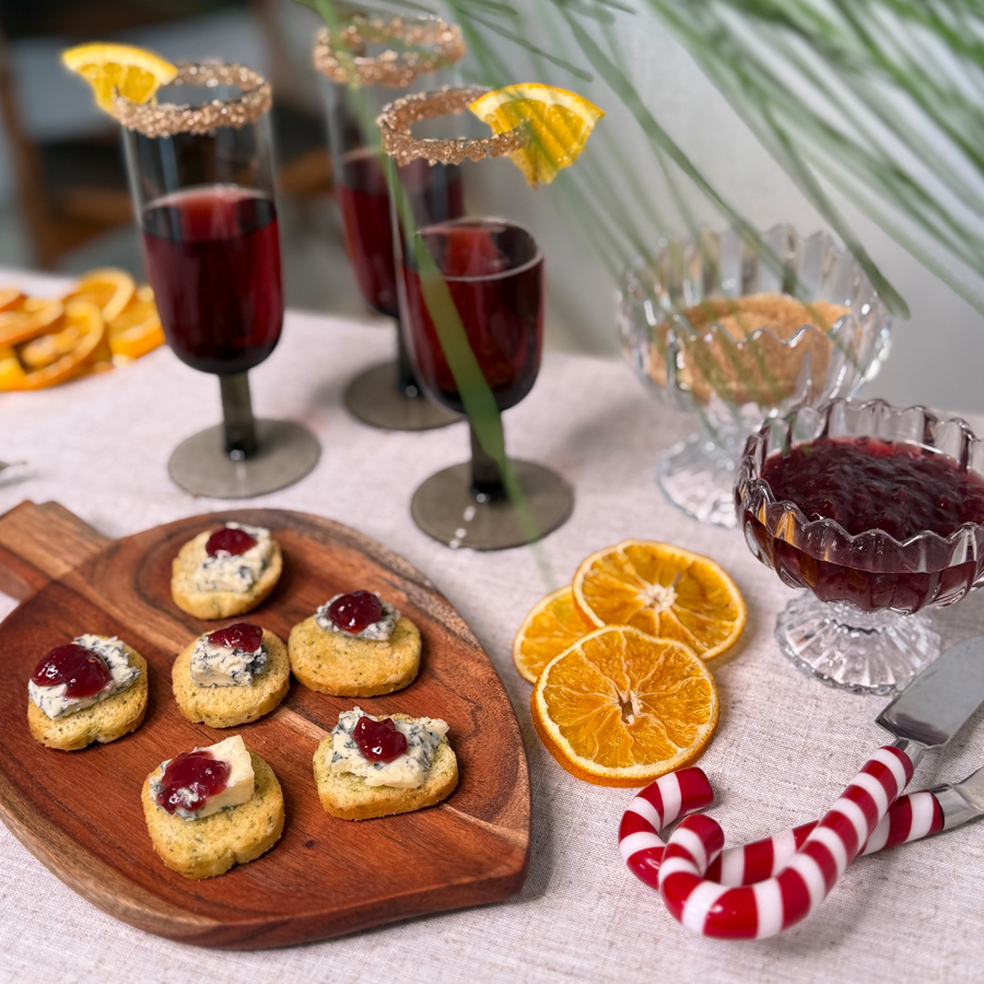 CHEESE SET STRIPE RED