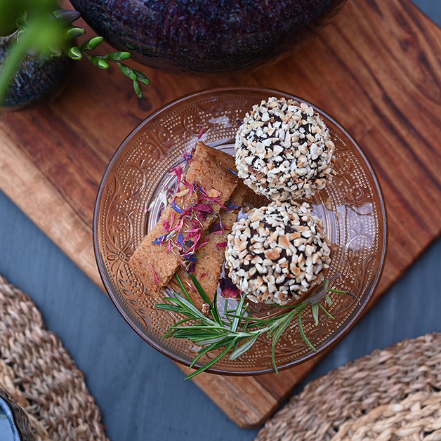 CAKE PLATE SAJA SMALL