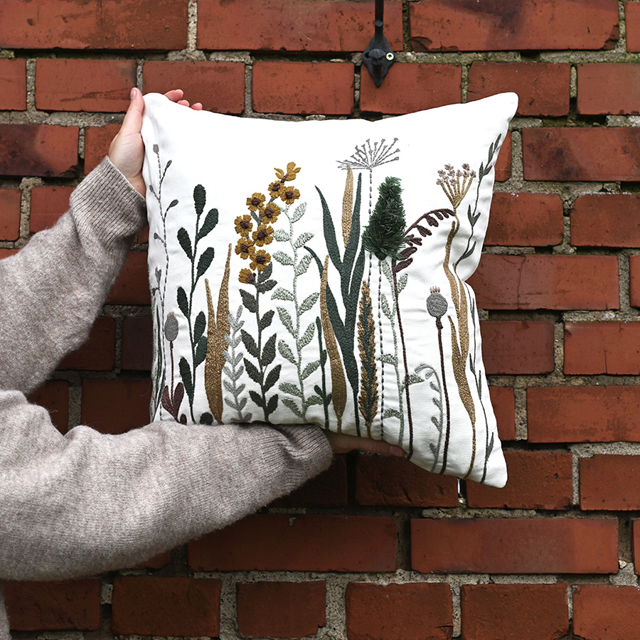 CUSHION COVER SPEAR WHITE/GREEN
