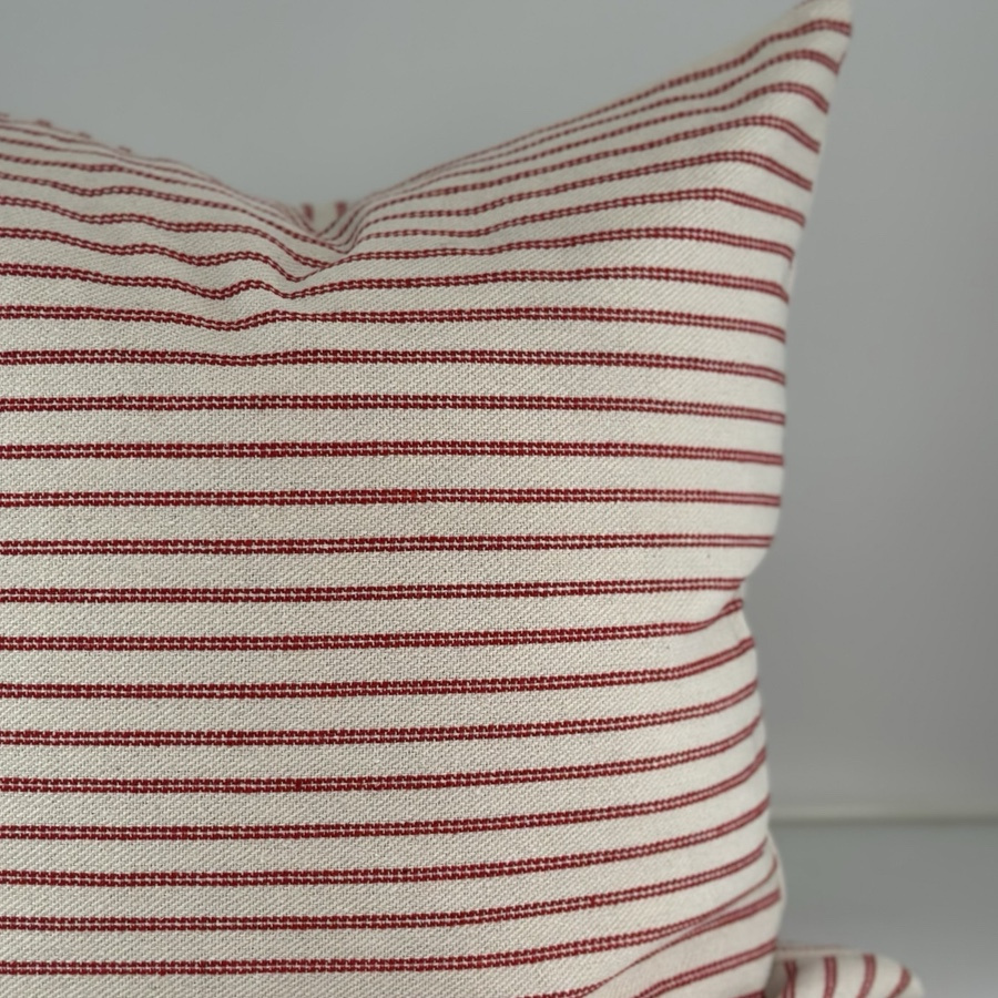 CUSHION COVER ALGOT RED