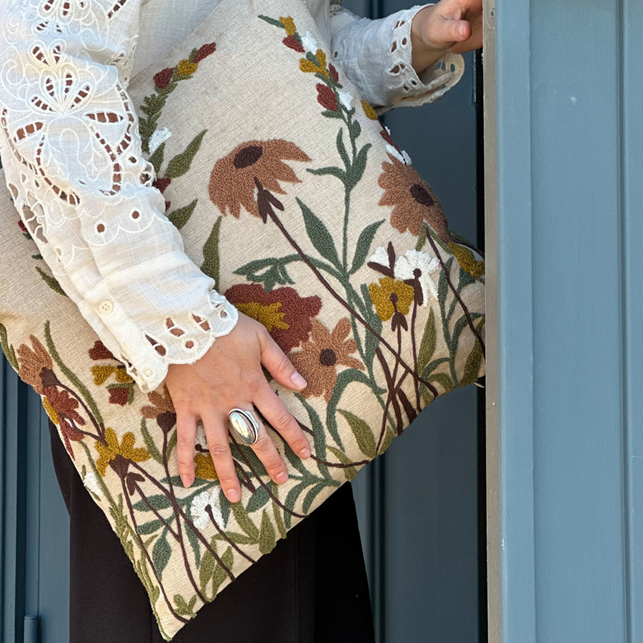 CUSHION COVER ECHINEA RED