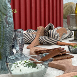 NAPKIN SCALLOP STRIPE CHARCOAL NAPKIN SCALLOP STRIPE CHARCOAL