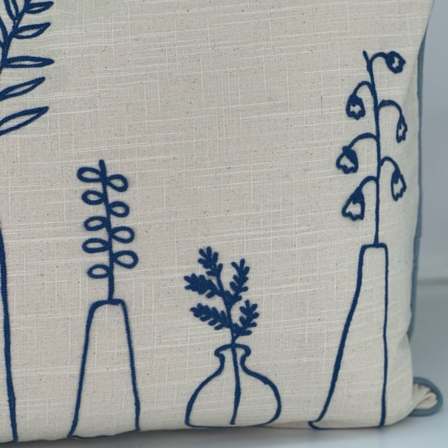 CUSHION COVER OUTLINE BLUE