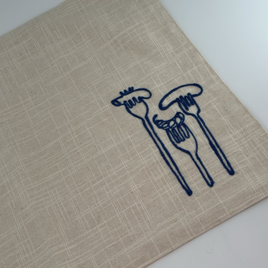 PLACEMAT OUTLINE BLUE 3 ass