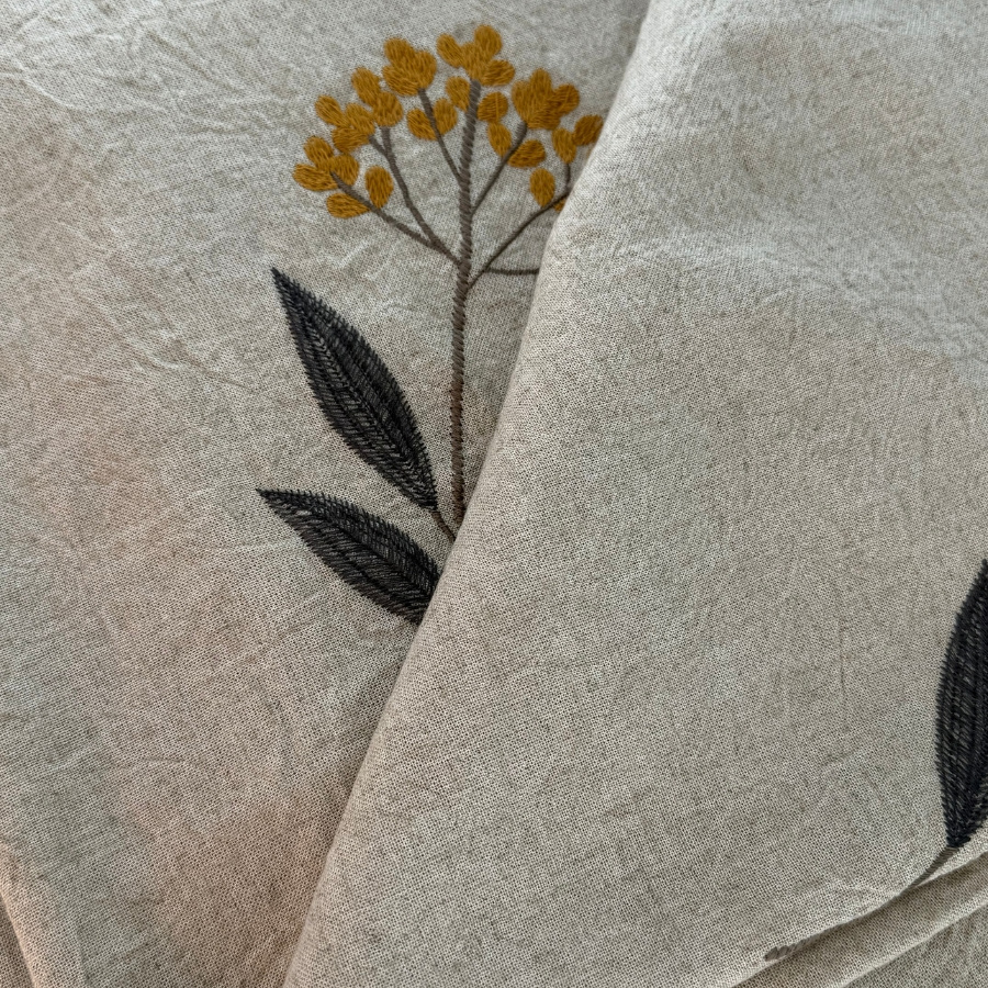 TABLE  CLOTH ACACIA