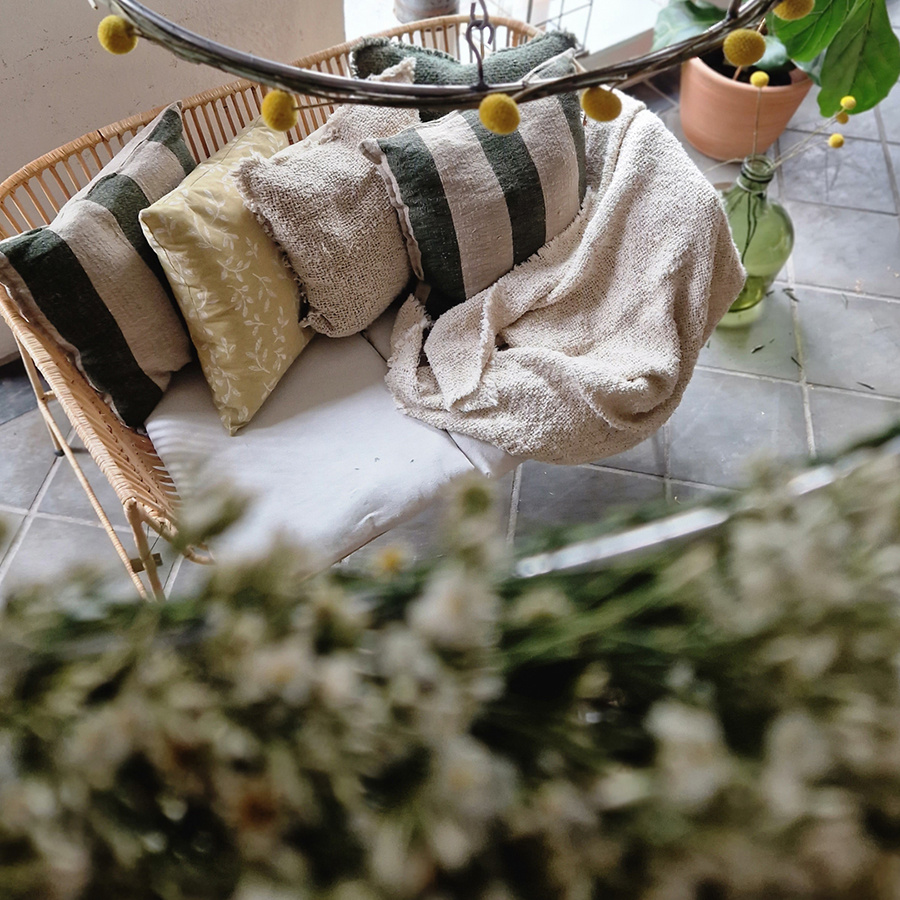 LOVESEAT SUSSIE incl. CUSHION