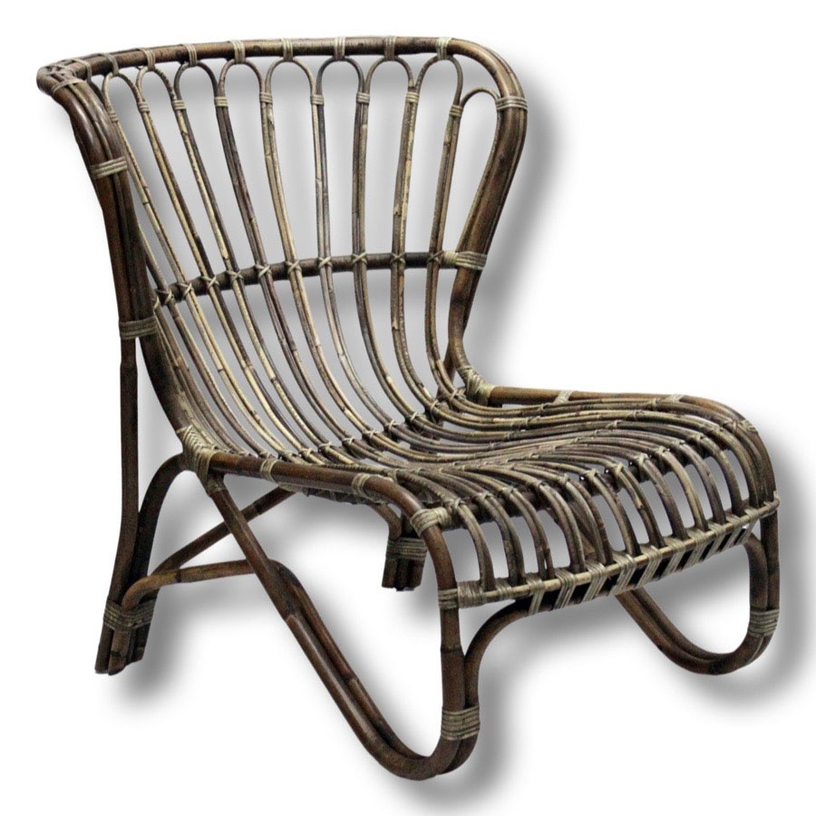 LOUNGE CHAIR SIGNE