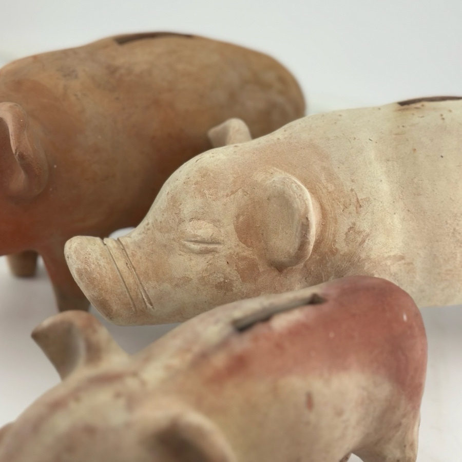 ReUSED PIGGY BANK CLAY S