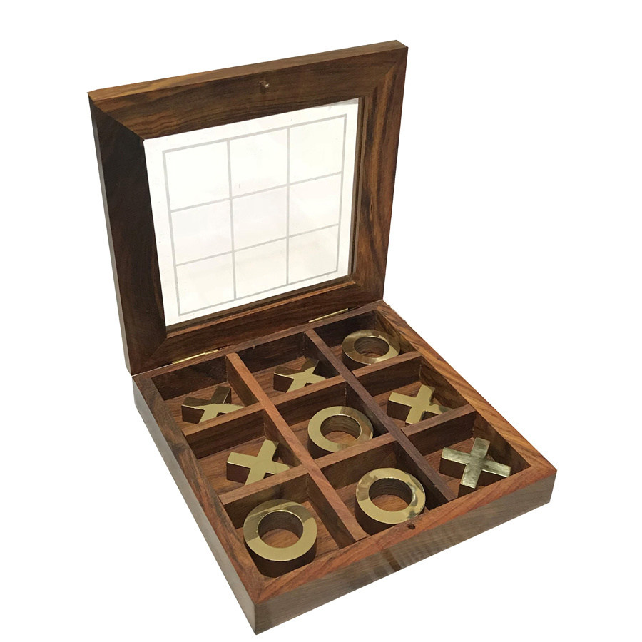 TIC TAC TOE CLUB ROOM GOLD