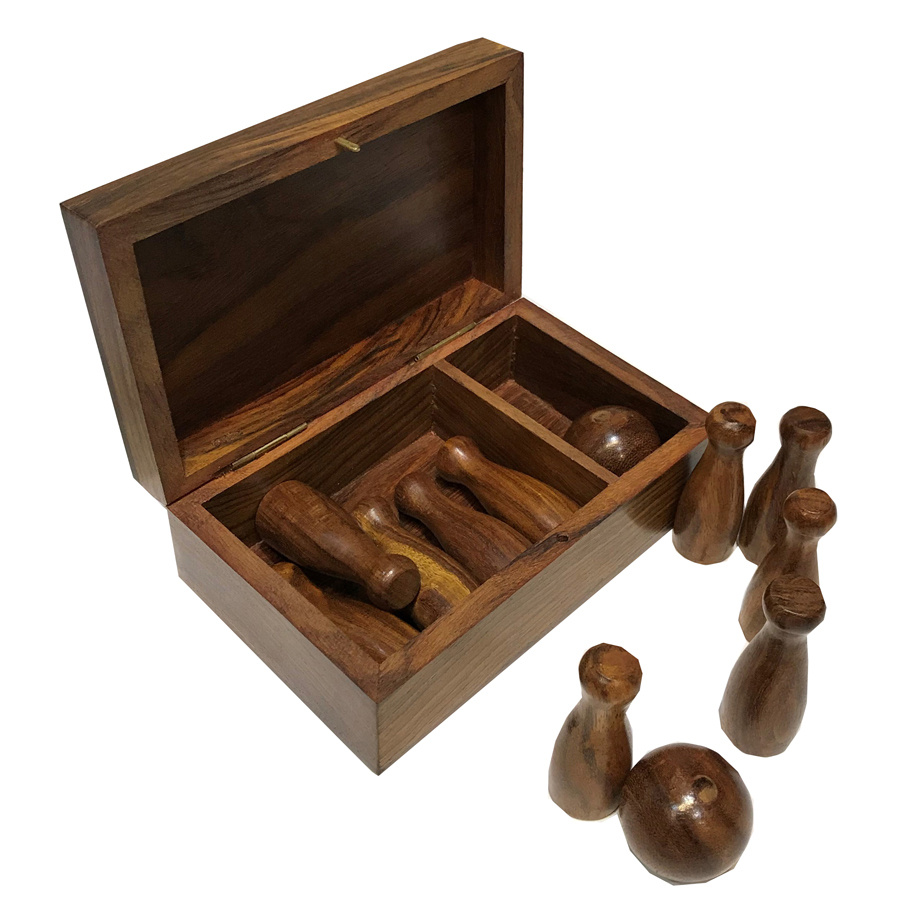 BOWLING GAME CLUB ROOM