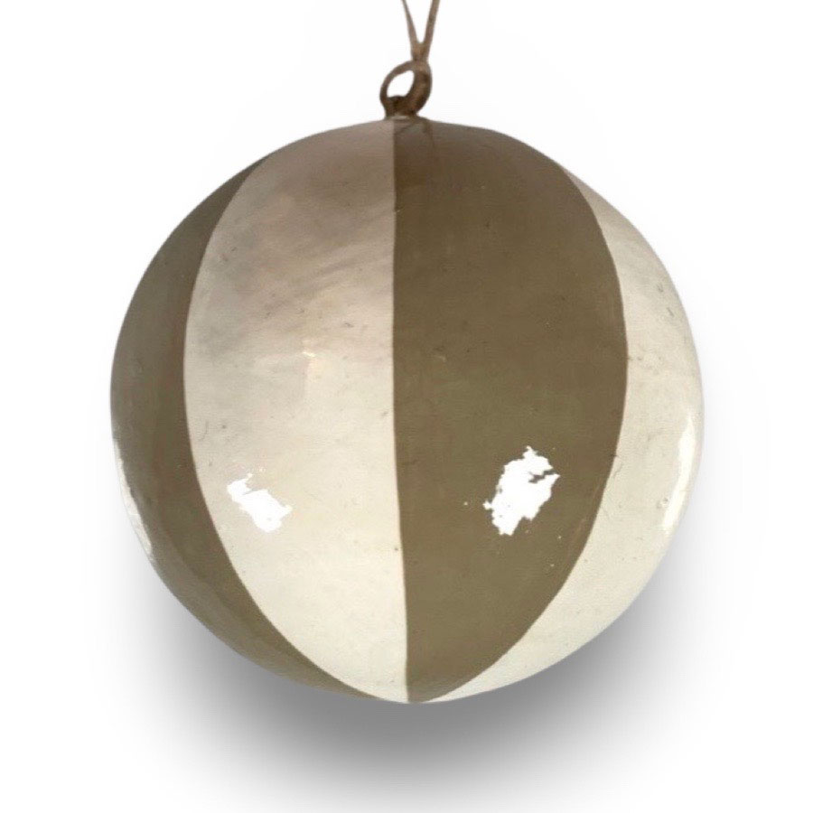 HANDPAINTED ORNAMENT BILL GREIGE