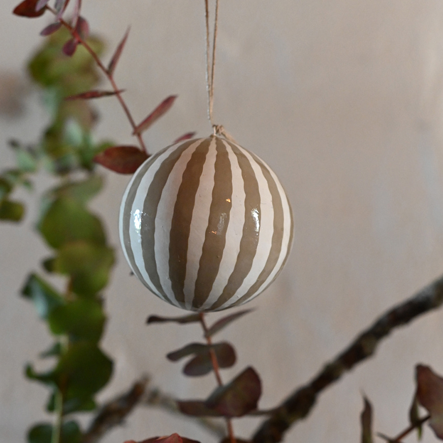 HANDPAINTED ORNAMENT BELL GREIGE