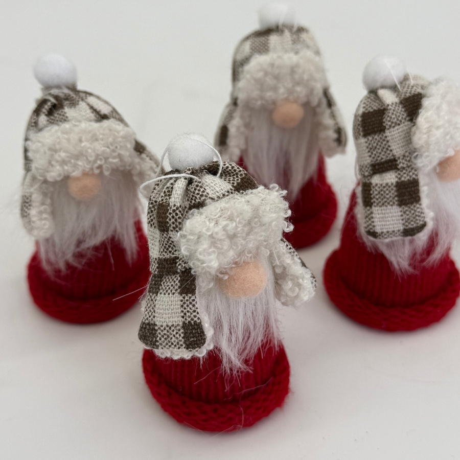 HANGING LITTLE EARFLAP GNOME 4set