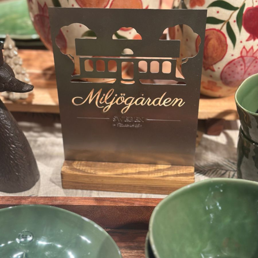 STORE DISPLAY VALNÖT